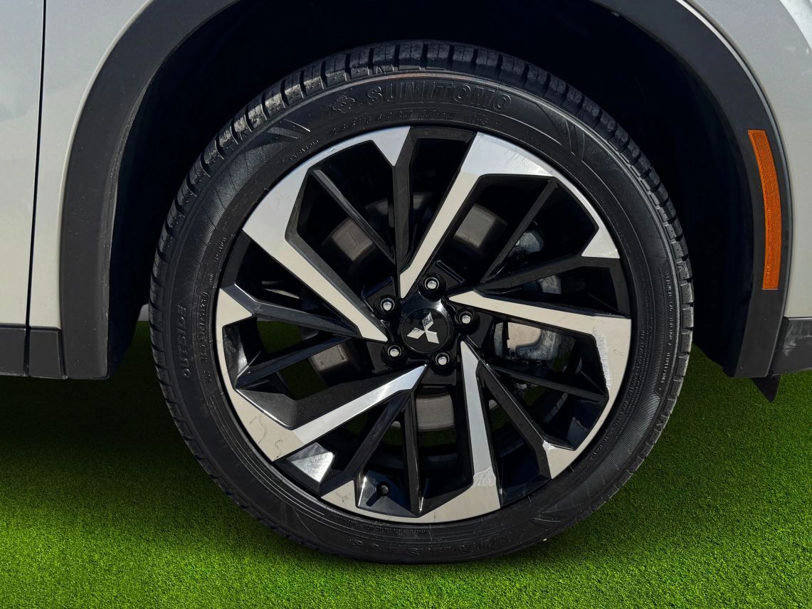 2024 Mitsubishi Outlander SE Sport Utility 4D