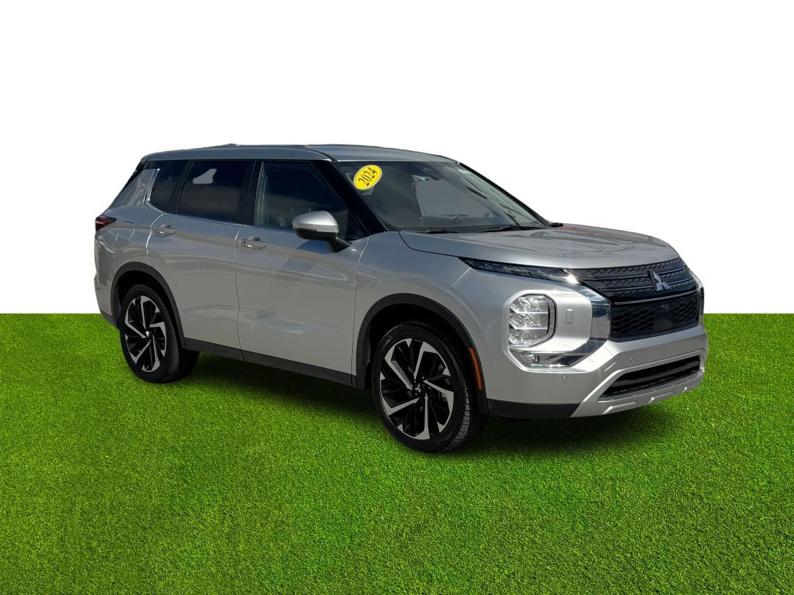 2024 Mitsubishi Outlander SE Sport Utility 4D