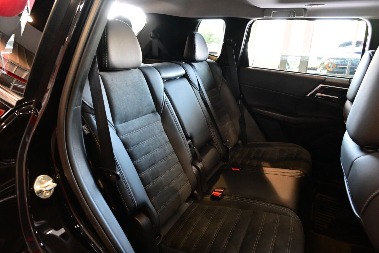 2024 Mitsubishi Outlander SE, Tech Pkg, Pano Roof Springfield NJ