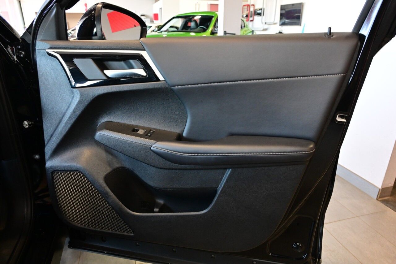 2024 Mitsubishi Outlander SE, Tech Pkg, Pano Roof Springfield NJ