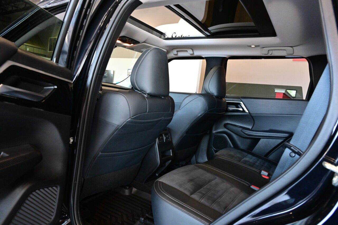 2024 Mitsubishi Outlander SE, Tech Pkg, Pano Roof Springfield NJ