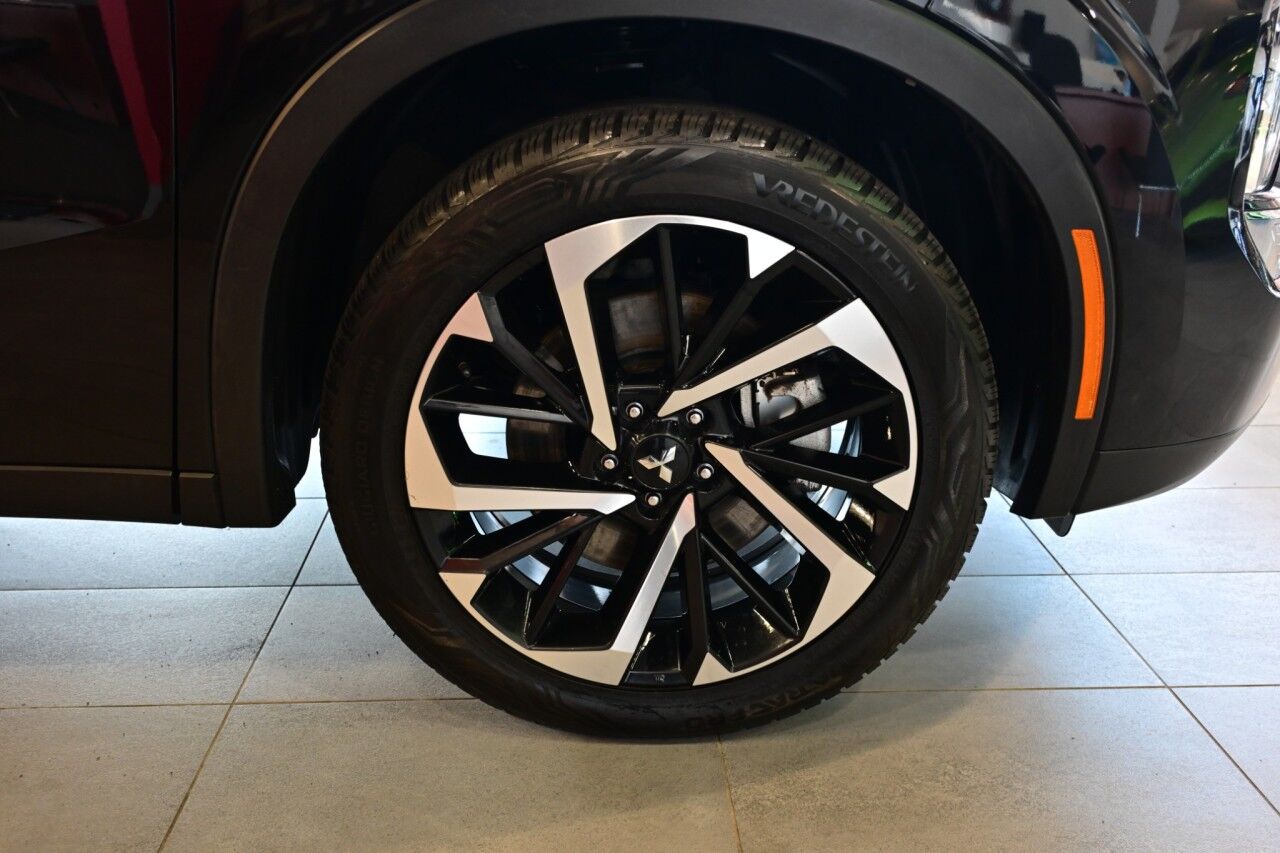 2024 Mitsubishi Outlander SE, Tech Pkg, Pano Roof Springfield NJ