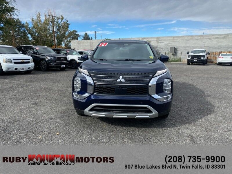 2024 Mitsubishi Outlander SE