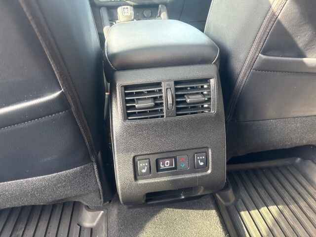 2024 Mitsubishi Outlander SE Whitecourt AB