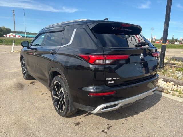 2024 Mitsubishi Outlander SE Whitecourt AB