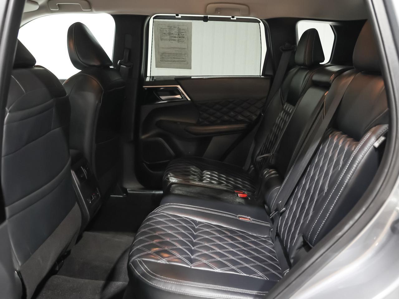 2024 Mitsubishi Outlander SEL AWD NAV Cranberry PA