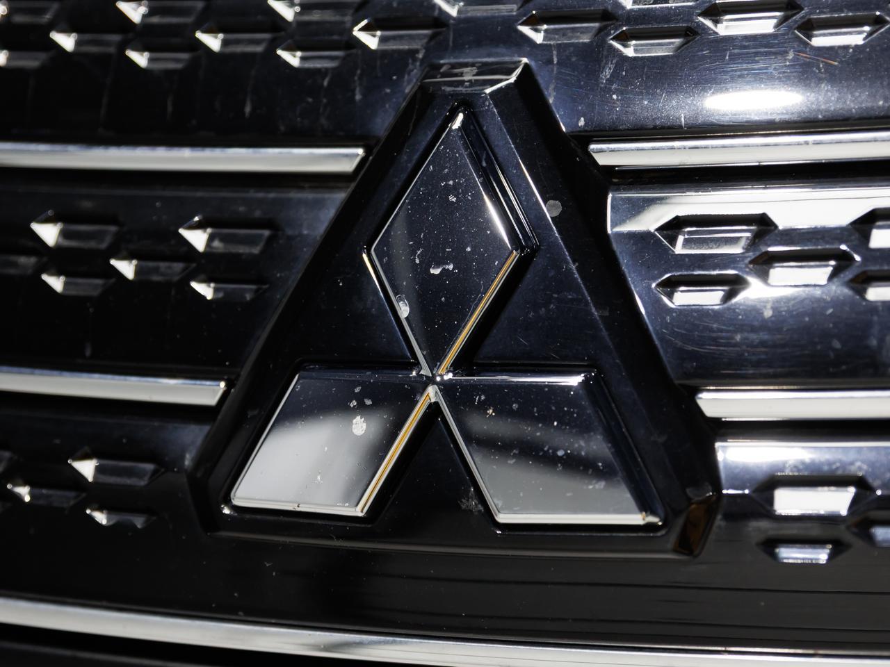 2024 Mitsubishi Outlander SEL AWD NAV Cranberry PA