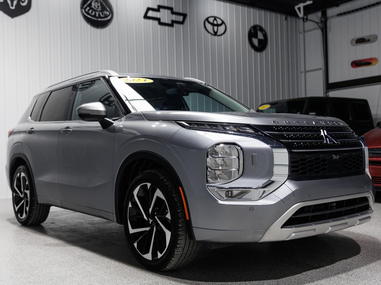 2024 Mitsubishi Outlander SEL AWD NAV Cranberry PA