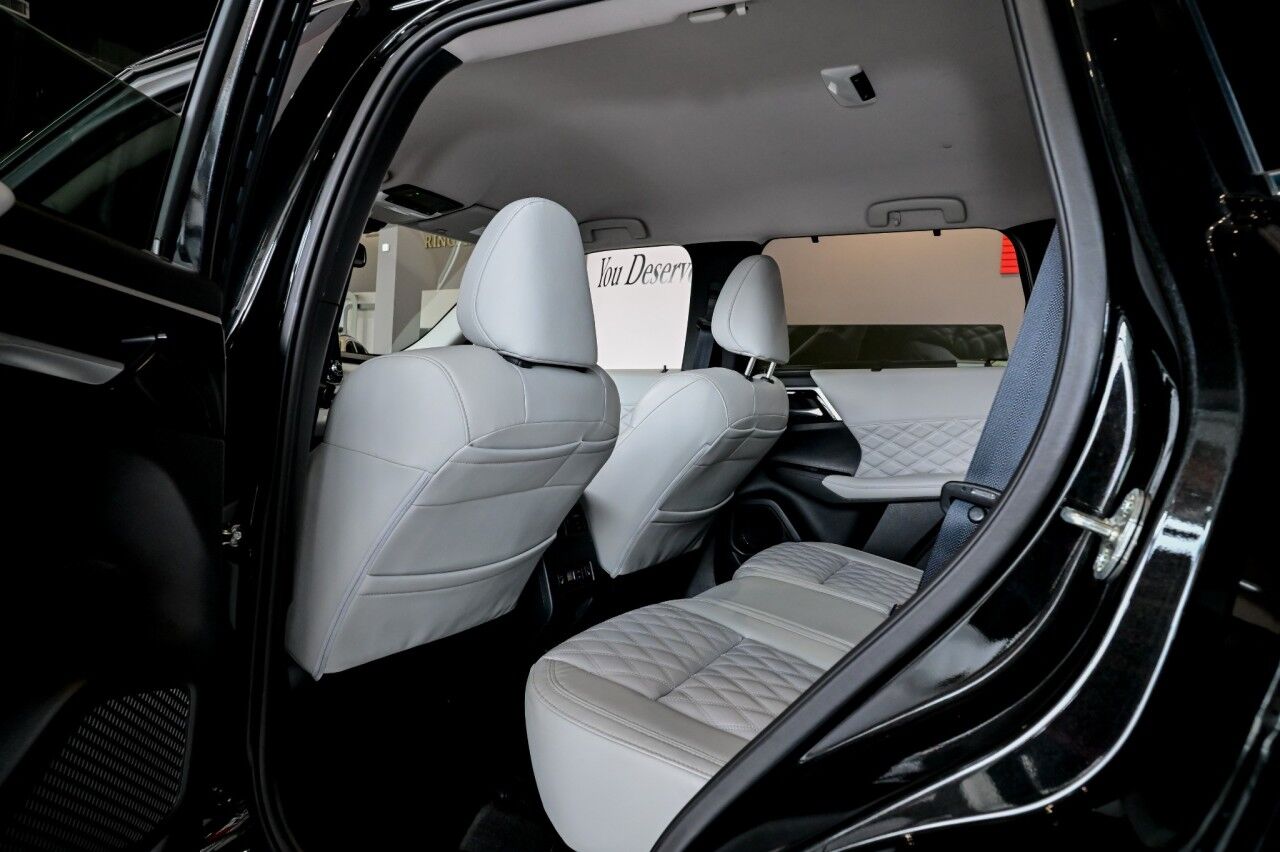 2024 Mitsubishi Outlander SEL AWD Springfield NJ