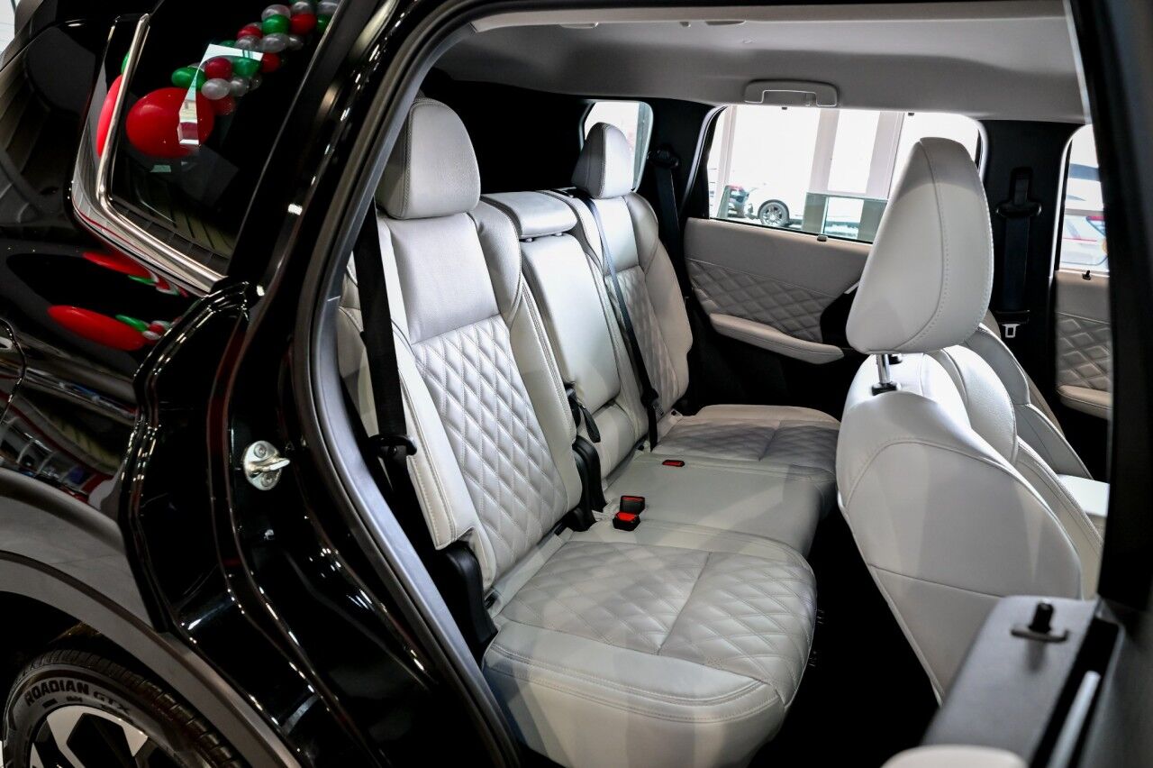 2024 Mitsubishi Outlander SEL AWD Springfield NJ