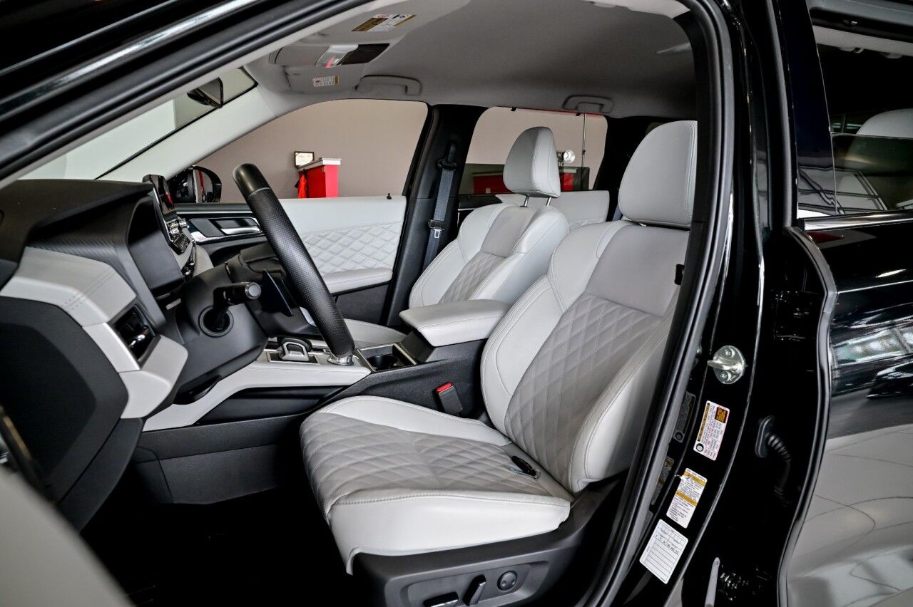 2024 Mitsubishi Outlander SEL AWD Springfield NJ