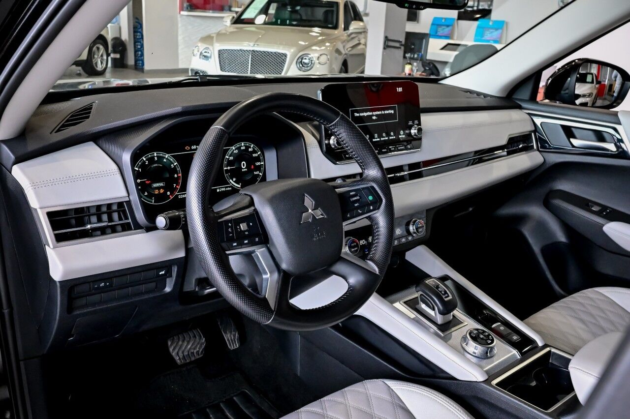 2024 Mitsubishi Outlander SEL AWD Springfield NJ