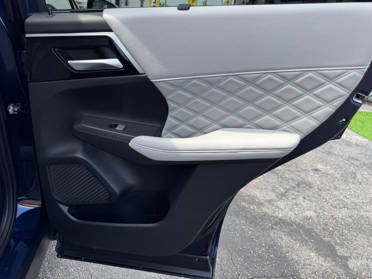2024 Mitsubishi Outlander SEL Miami FL