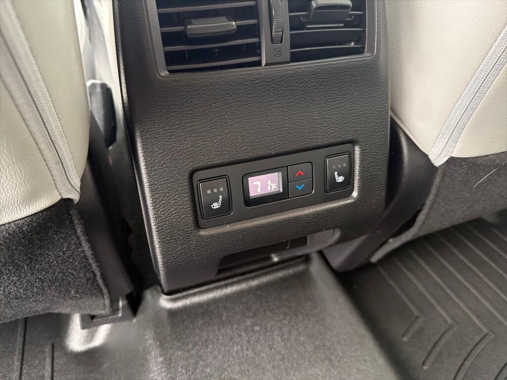 2024 Mitsubishi Outlander SEL Platinum Edition Owego NY