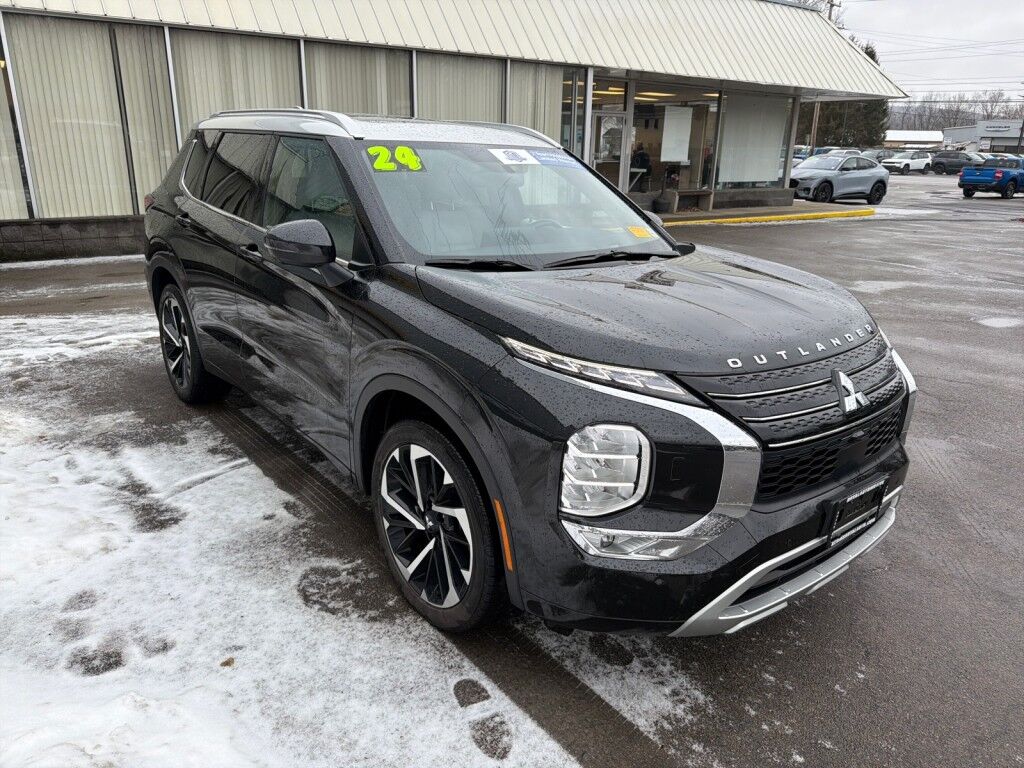 2024 Mitsubishi Outlander SEL Platinum Edition Owego NY