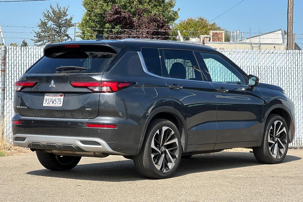 2024 Mitsubishi Outlander SEL