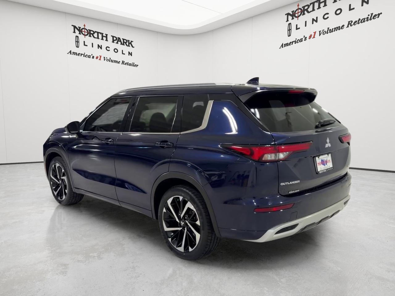 2024 Mitsubishi Outlander SEL