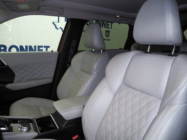 2024 Mitsubishi Outlander SEL New Braunfels TX