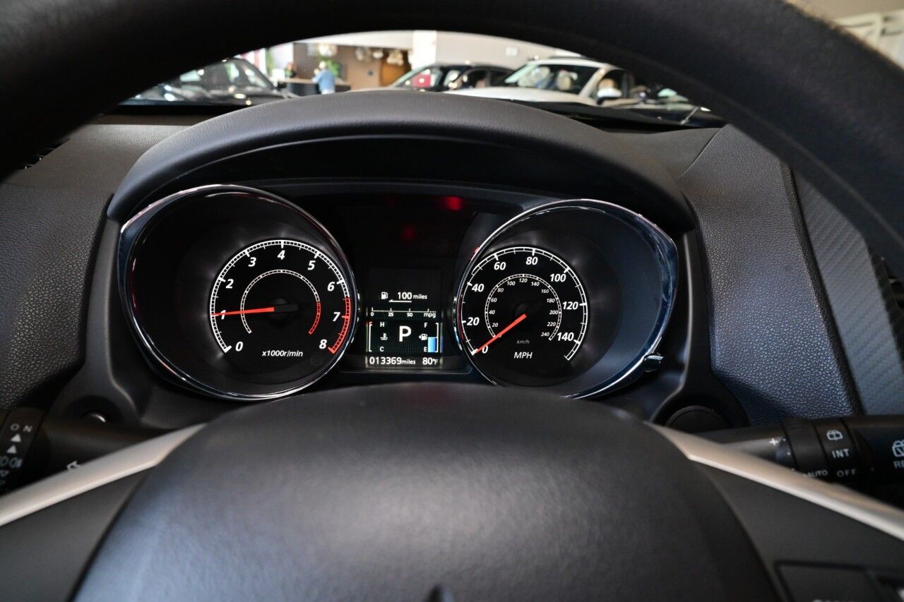 2024 Mitsubishi Outlander Sport ES photo 27