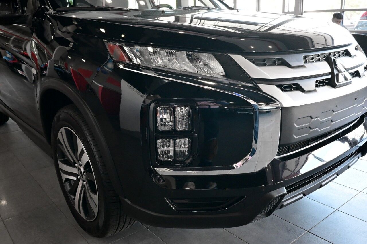 2024 Mitsubishi Outlander Sport ES photo 10