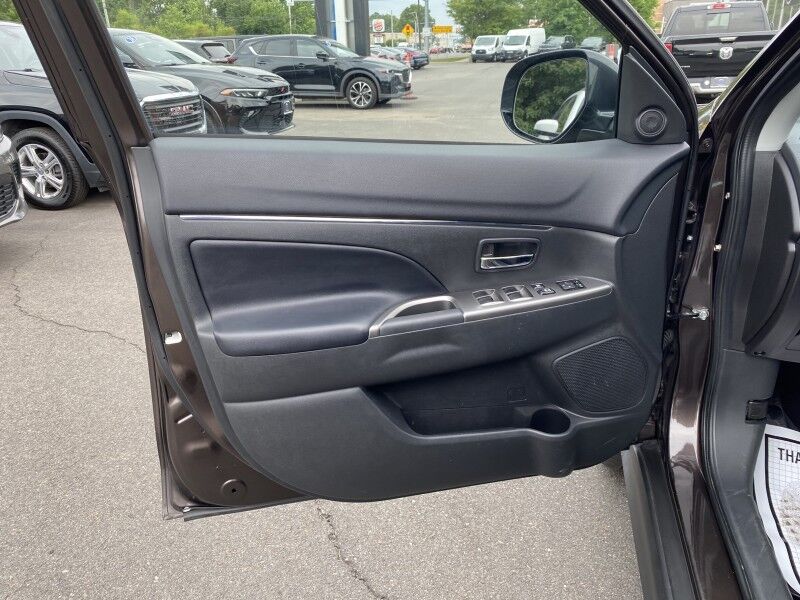 2024 Mitsubishi Outlander Sport SE Bristol  PA