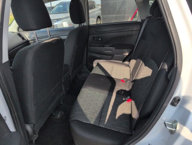 2024 Mitsubishi RVR SE Grande Prairie AB