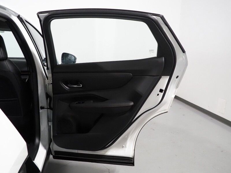 2024 Nissan ARIYA ENGAGE *HEADS-UP DISPLAY, PROPILOT ASSIST, NAVIGATION, ADAPTIVE CRUISE, SAFETY ALERTS, BACKUP CAMERA, COLOR TOUCHSCREEN, HEATED SEATS/STEERING, 19 INCH WHEELS, ANDROID & APPLE Round Rock TX