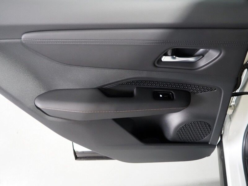 2024 Nissan ARIYA ENGAGE *HEADS-UP DISPLAY, PROPILOT ASSIST, NAVIGATION, ADAPTIVE CRUISE, SAFETY ALERTS, BACKUP CAMERA, COLOR TOUCHSCREEN, HEATED SEATS/STEERING, 19 INCH WHEELS, ANDROID & APPLE Round Rock TX