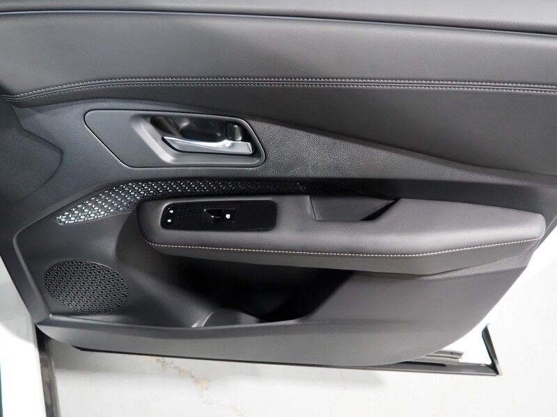 2024 Nissan ARIYA ENGAGE *HEADS-UP DISPLAY, PROPILOT ASSIST, NAVIGATION, ADAPTIVE CRUISE, SAFETY ALERTS, BACKUP CAMERA, COLOR TOUCHSCREEN, HEATED SEATS/STEERING, 19 INCH WHEELS, ANDROID & APPLE Round Rock TX