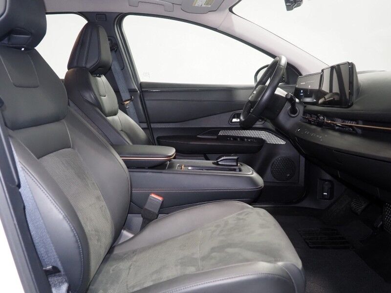 2024 Nissan ARIYA EVOLVE+ *HEADS-UP DISPLAY, NAVIGATION, SAFETY ALERTS, ADAPTIVE CRUISE, 360 VIEW CAMERAS, PANORAMA MOONROOF, HEATED SEATS/STEERING, WIRELESS CHARGING, APPLE CARPLAY Round Rock TX