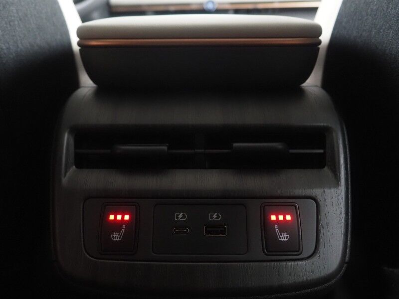 2024 Nissan ARIYA EVOLVE+ *HEADS-UP DISPLAY, NAVIGATION, SAFETY ALERTS, ADAPTIVE CRUISE, 360 VIEW CAMERAS, PANORAMA MOONROOF, HEATED SEATS/STEERING, WIRELESS CHARGING, APPLE CARPLAY Round Rock TX