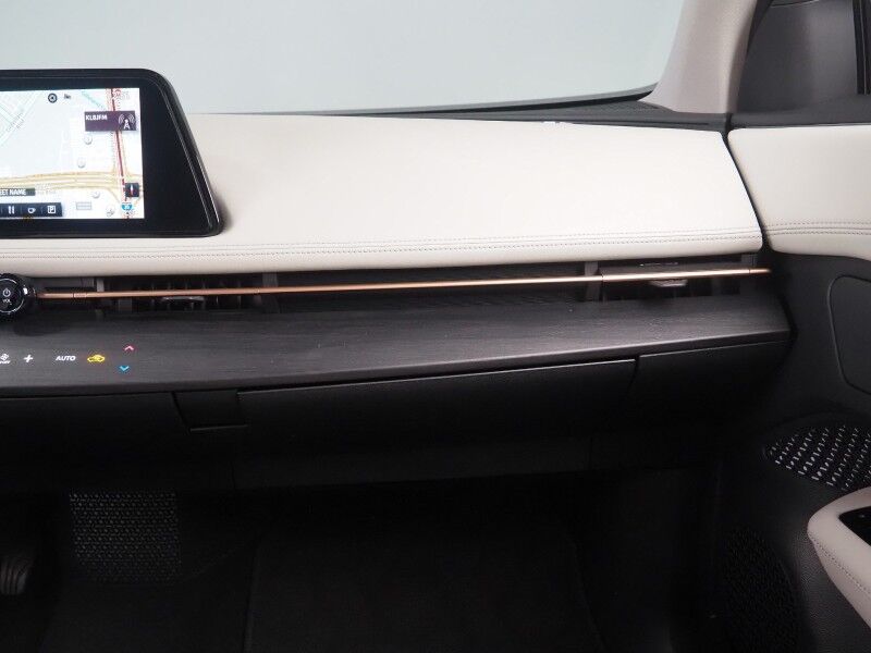 2024 Nissan ARIYA EVOLVE+ *HEADS-UP DISPLAY, NAVIGATION, SAFETY ALERTS, ADAPTIVE CRUISE, 360 VIEW CAMERAS, PANORAMA MOONROOF, HEATED SEATS/STEERING, WIRELESS CHARGING, APPLE CARPLAY Round Rock TX