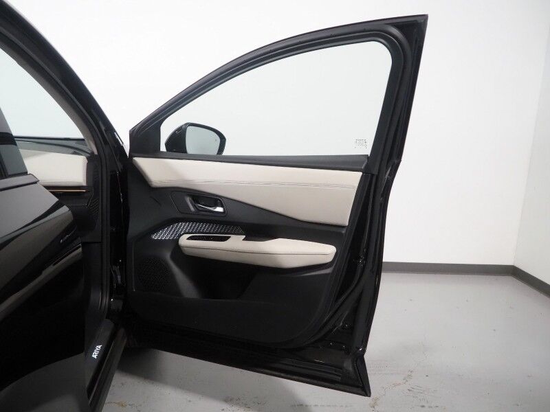 2024 Nissan ARIYA EVOLVE+ *HEADS-UP DISPLAY, NAVIGATION, SAFETY ALERTS, ADAPTIVE CRUISE, 360 VIEW CAMERAS, PANORAMA MOONROOF, HEATED SEATS/STEERING, WIRELESS CHARGING, APPLE CARPLAY Round Rock TX