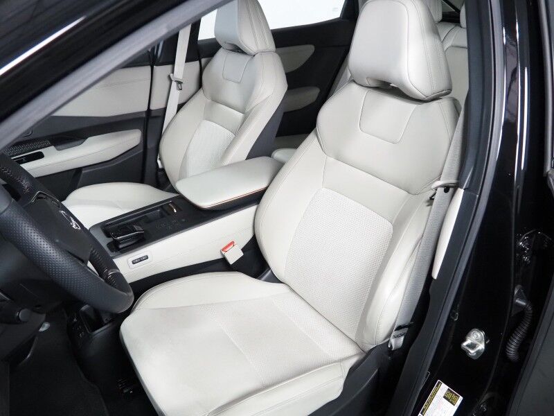 2024 Nissan ARIYA EVOLVE+ *HEADS-UP DISPLAY, NAVIGATION, SAFETY ALERTS, ADAPTIVE CRUISE, 360 VIEW CAMERAS, PANORAMA MOONROOF, HEATED SEATS/STEERING, WIRELESS CHARGING, APPLE CARPLAY Round Rock TX