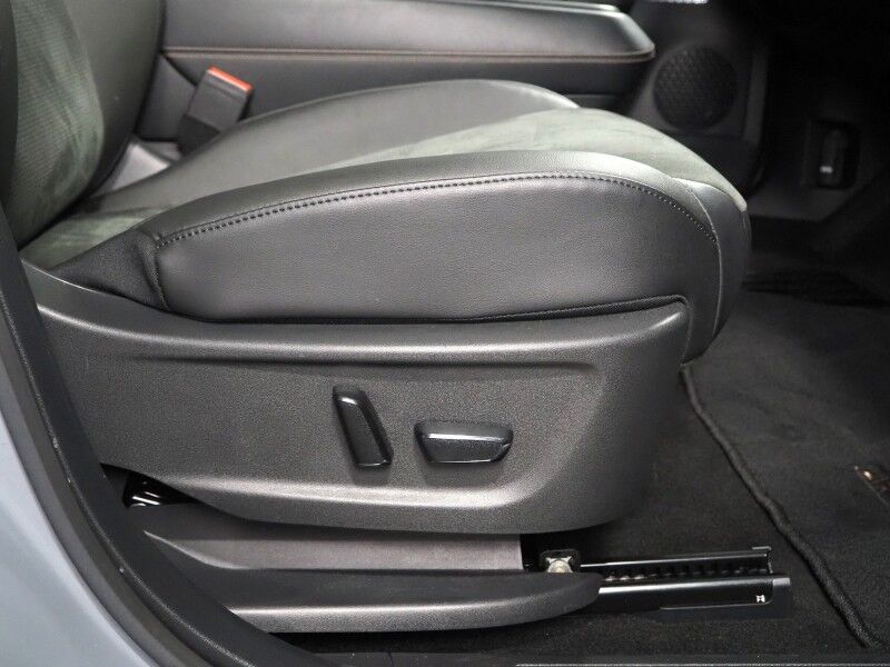 2024 Nissan ARIYA EVOLVE+ *HEADS-UP DISPLAY, NAVIGATION, SAFETY ALERTS, ADAPTIVE CRUISE, 360 VIEW CAMERAS, PANORAMA MOONROOF, HEATED SEATS/STEERING, WIRELESS CHARGING, APPLE CARPLAY Round Rock TX