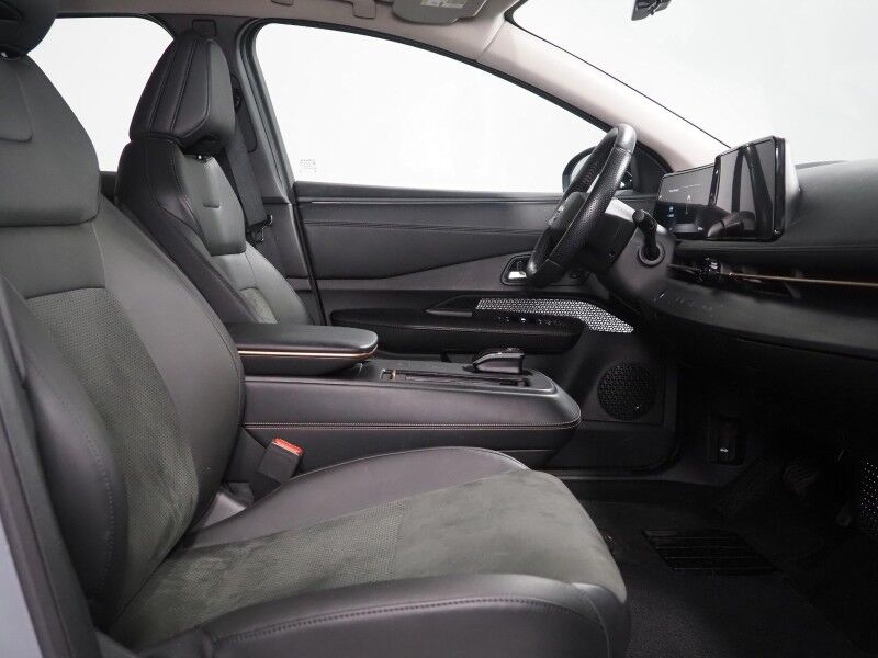 2024 Nissan ARIYA EVOLVE+ *HEADS-UP DISPLAY, NAVIGATION, SAFETY ALERTS, ADAPTIVE CRUISE, 360 VIEW CAMERAS, PANORAMA MOONROOF, HEATED SEATS/STEERING, WIRELESS CHARGING, APPLE CARPLAY Round Rock TX