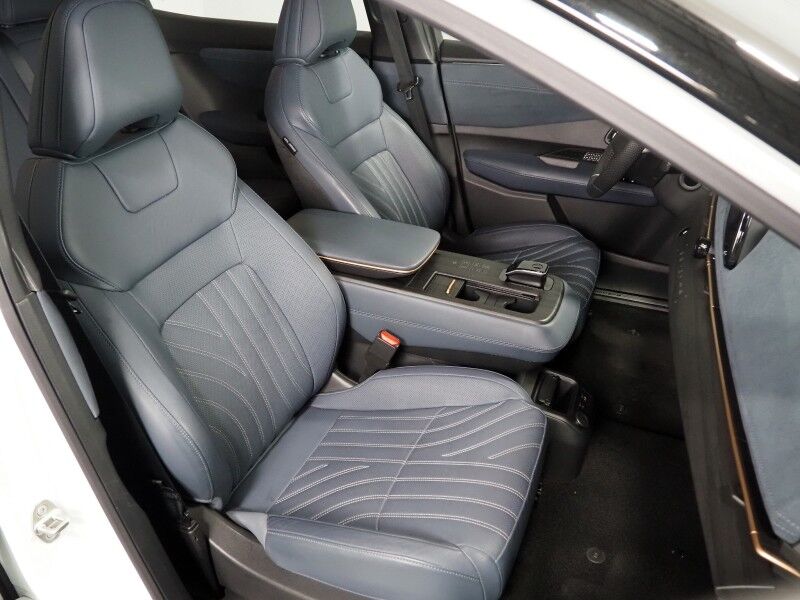 2024 Nissan ARIYA PLATINUM+ e-4ORCE AWD *HEADS-UP DISPLAY, NAVIGATION, SAFETY ALERTS, ADAPTIVE CRUISE, 360 VIEW CAMERA, PANORAMA MOONROOF, NAPPA LEATHER, CLIMATE SEATS, WIRELESS CHARGING, BOSE AUDIO, APPLE CARPLAY Round Rock TX