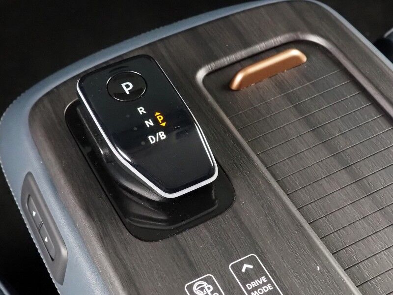 2024 Nissan ARIYA PLATINUM+ e-4ORCE AWD *HEADS-UP DISPLAY, NAVIGATION, SAFETY ALERTS, ADAPTIVE CRUISE, 360 VIEW CAMERA, PANORAMA MOONROOF, NAPPA LEATHER, CLIMATE SEATS, WIRELESS CHARGING, BOSE AUDIO, APPLE CARPLAY Round Rock TX