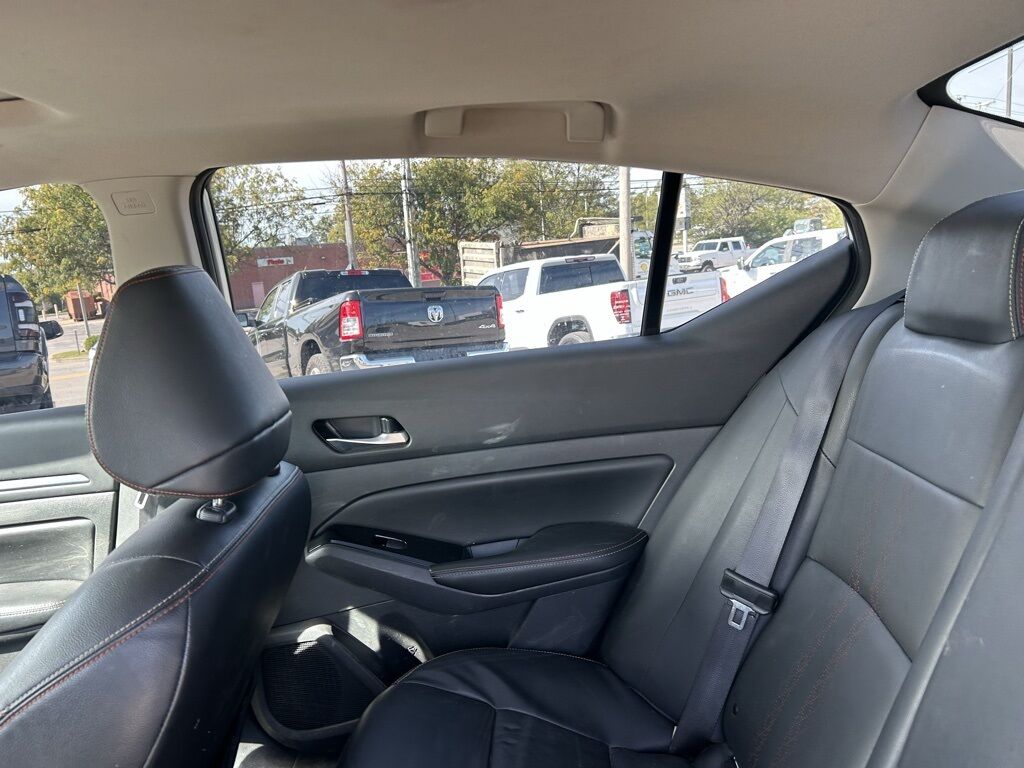 2024 Nissan Altima 2.0 SR Crestwood KY