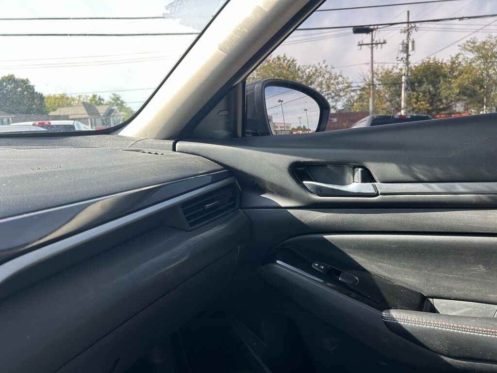 2024 Nissan Altima 2.0 SR Crestwood KY