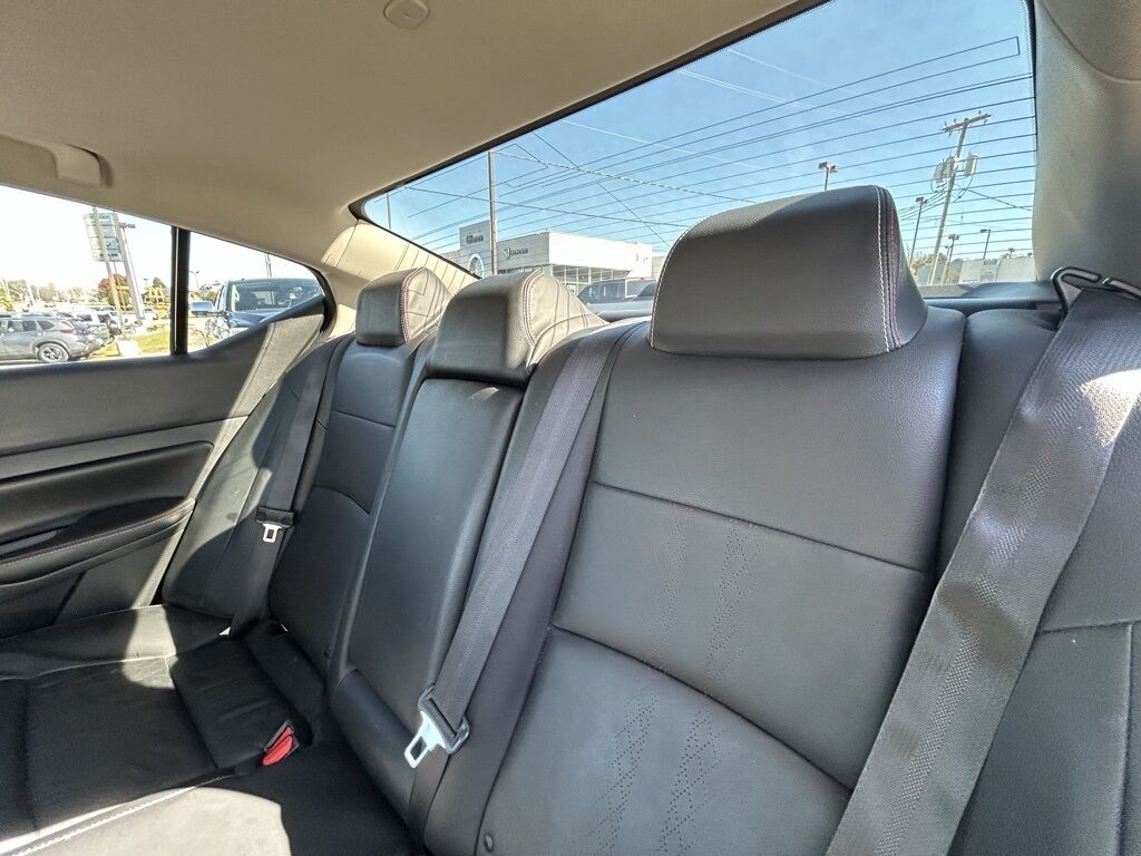 2024 Nissan Altima 2.0 SR Crestwood KY