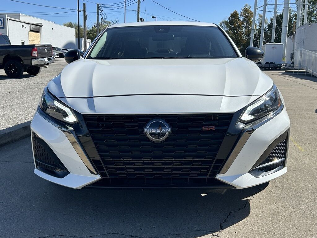 2024 Nissan Altima 2.0 SR