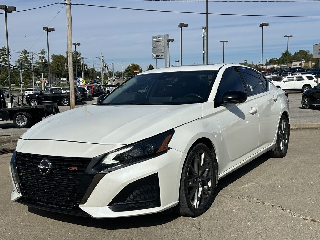 2024 Nissan Altima 2.0 SR Crestwood KY