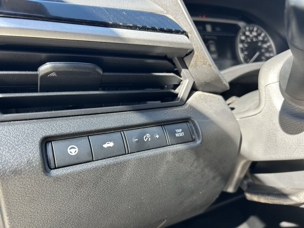 2024 Nissan Altima 2.0 SR Crestwood KY