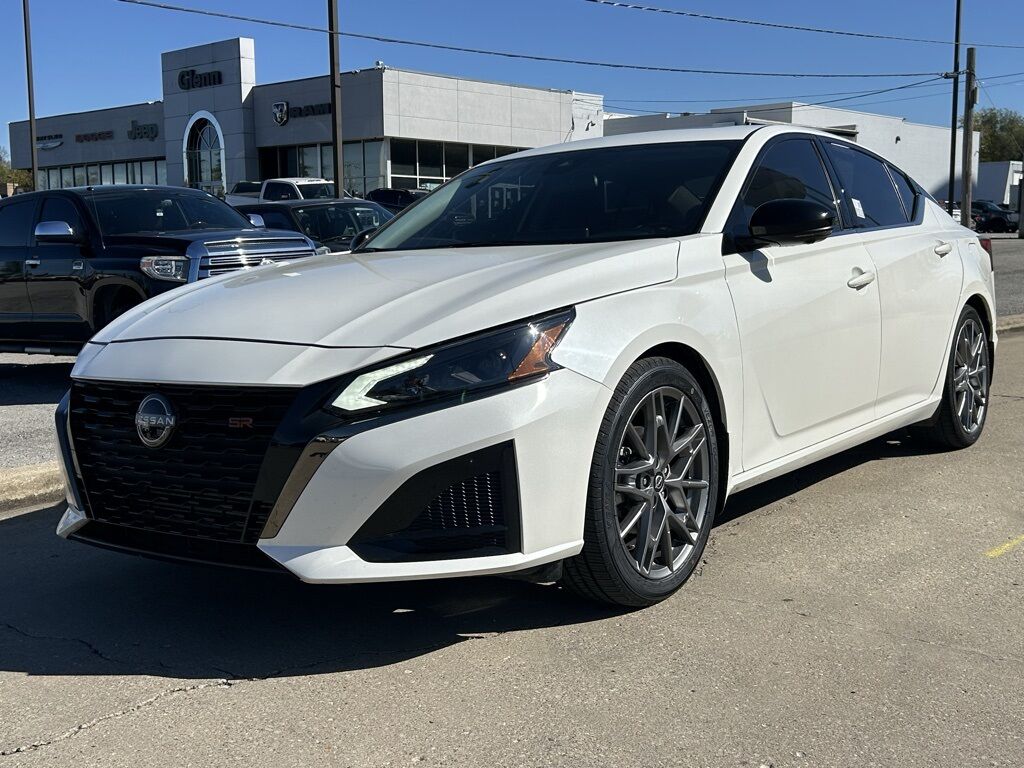 2024 Nissan Altima 2.0 SR