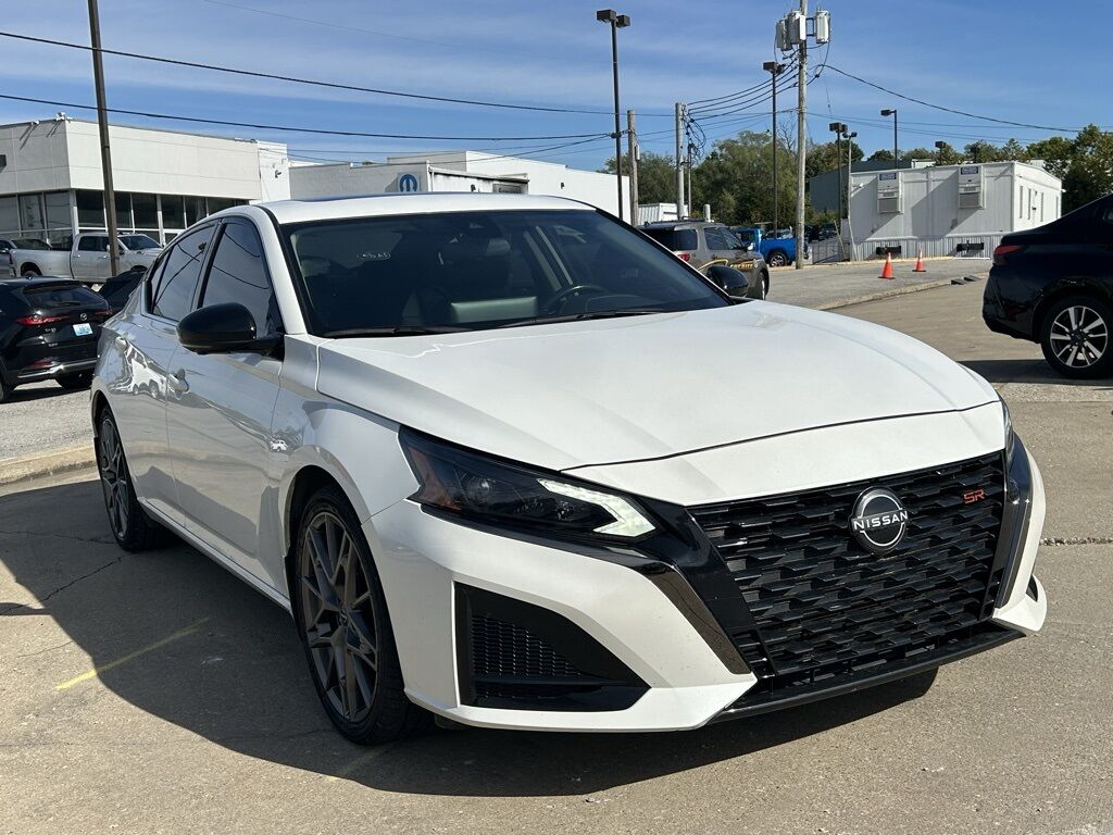 2024 Nissan Altima 2.0 SR Crestwood KY