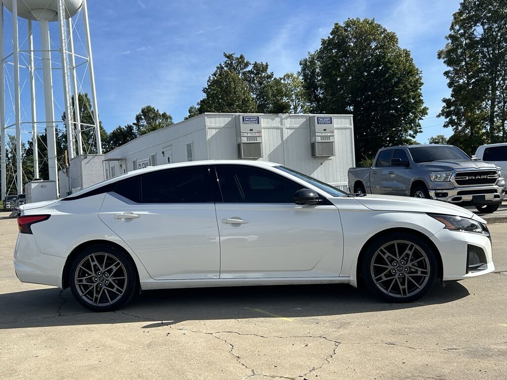 2024 Nissan Altima 2.0 SR Crestwood KY