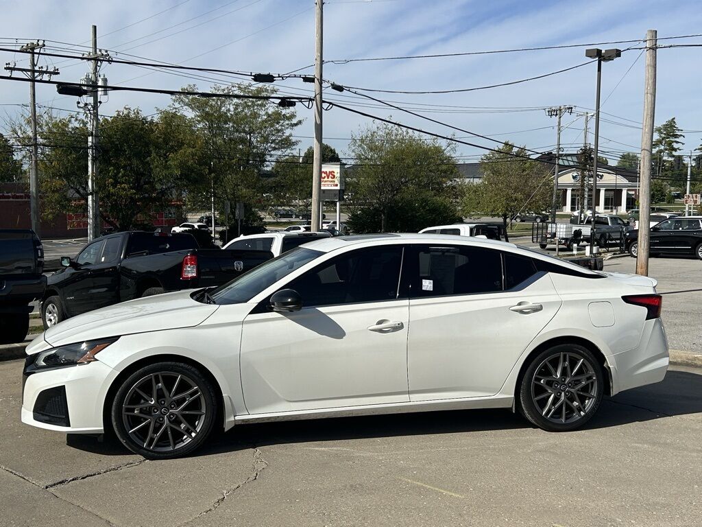 2024 Nissan Altima 2.0 SR Crestwood KY