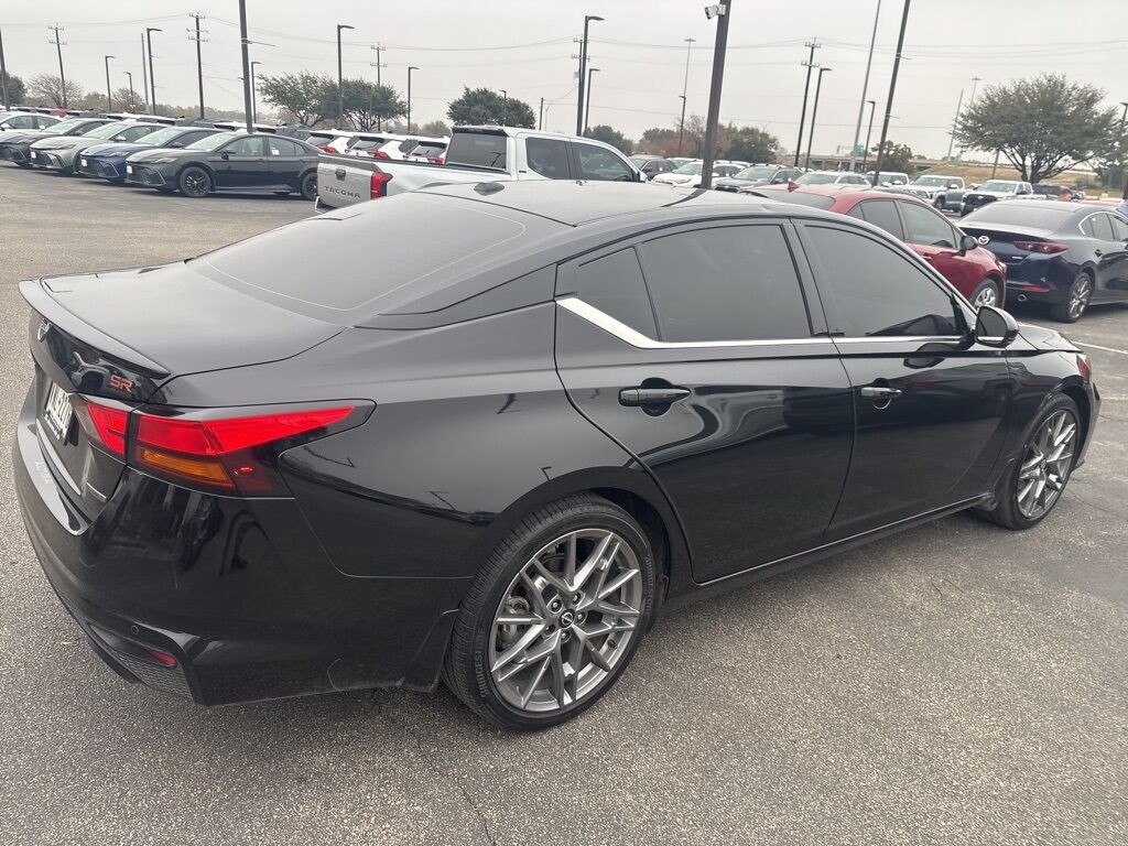 2024 Nissan Altima 2.0 SR