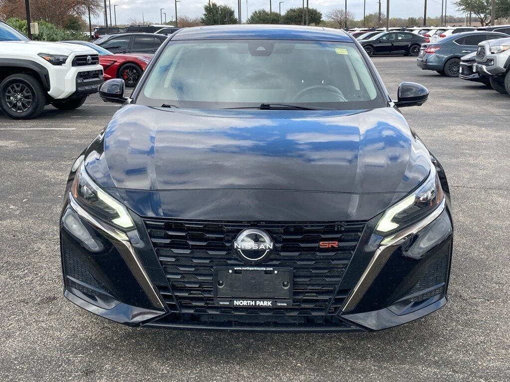 2024 Nissan Altima 2.0 SR